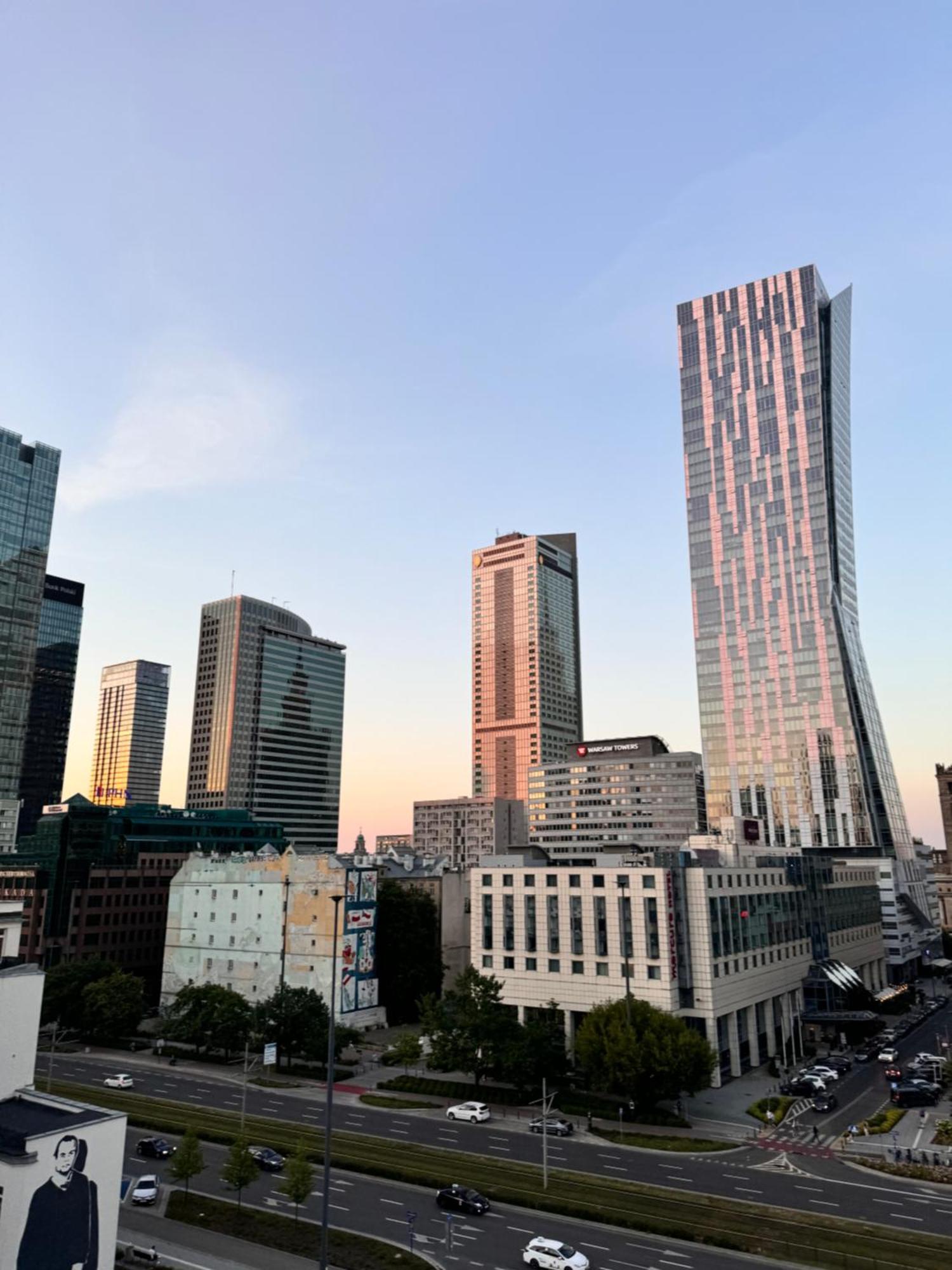 Zlota Studio Варшава Экстерьер фото